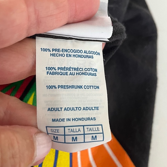 Chicago blackhawks long sleeve shirt.  Cotton & made by majestic.  Size medium - Picture 8 of 8